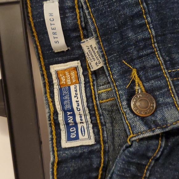 Old Navy Women’s Just Below Waist Stretch Bootcut Jeans - Picture 3 of 8